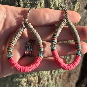 Pink and Grey Oval Drop Earrings With Soft Blue Accent! 💕